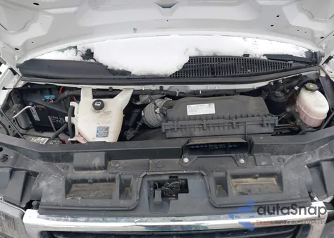 2021 GMC Savana Cargo Rwd 2500 Regular Wheelbase Work Van from USA, damaged, VIN 1GTW7AF72M1254793